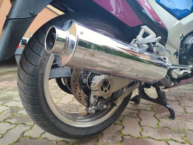 Kawasaki ZZR 1100 CH