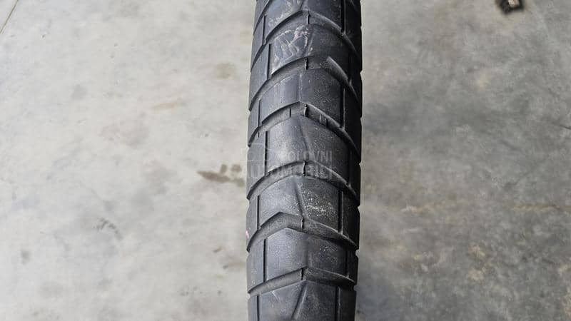 Metzeler 90/90 R21 Letnja