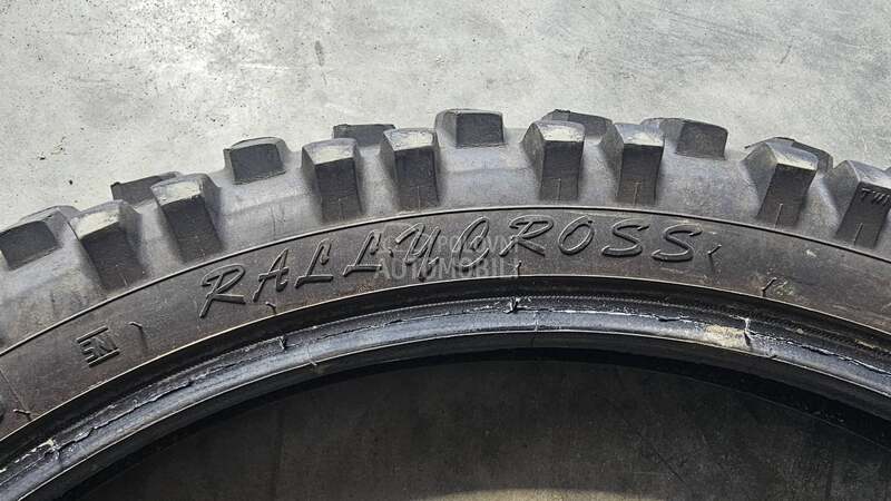 Pirelli 90/90 R21 Sve sezone