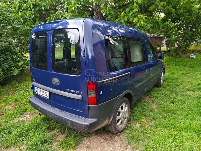 Opel Combo 1.3 CDTI
