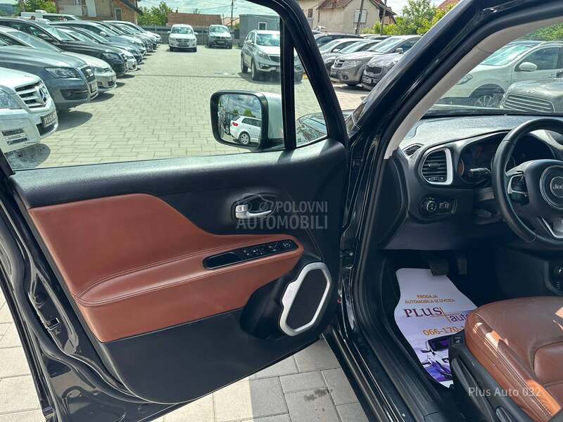 Jeep Renegade A U T/4x4/N O V