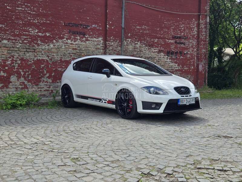 Seat Leon CUPRA R310 white edi