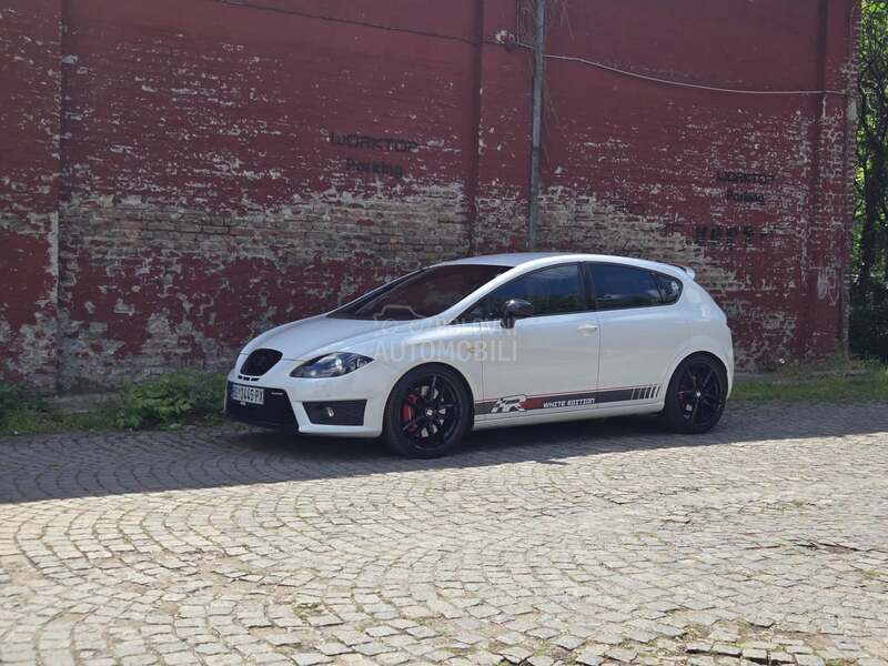Seat Leon CUPRA R310 white edi