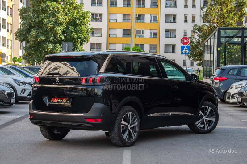 Peugeot 5008 1.5hdi ALLURE 7 sed
