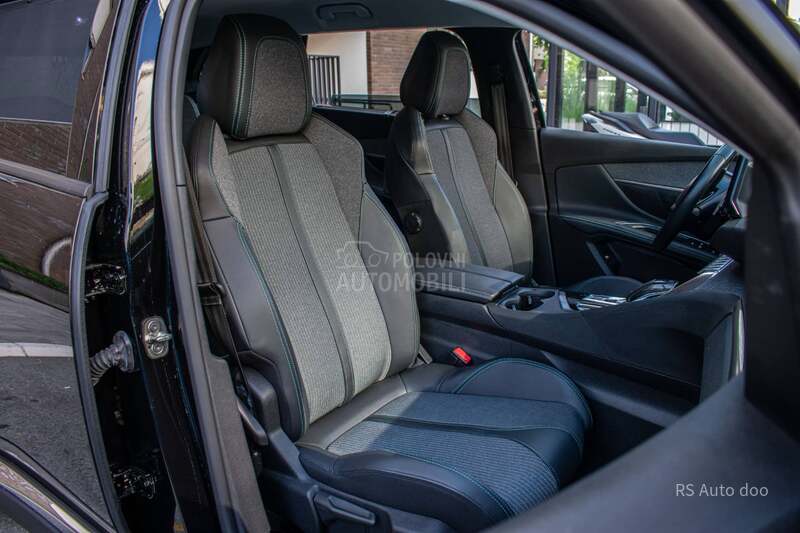 Peugeot 5008 1.5hdi ALLURE 7 sed