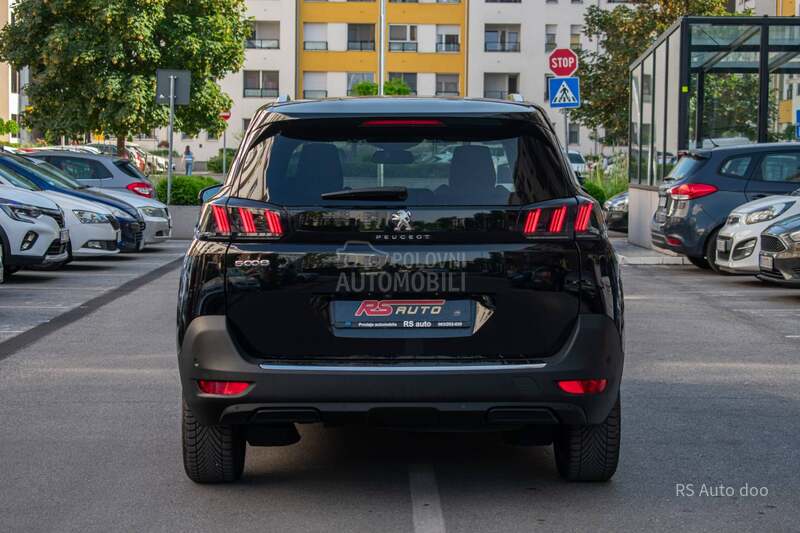 Peugeot 5008 1.5hdi ALLURE 7 sed