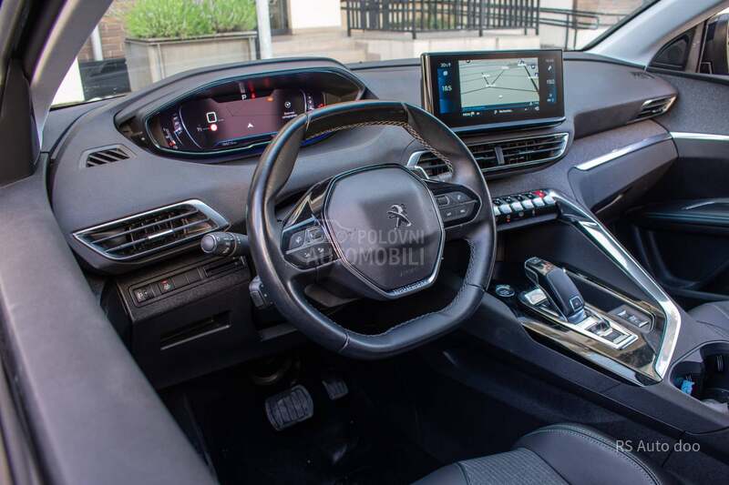 Peugeot 5008 1.5hdi ALLURE 7 sed