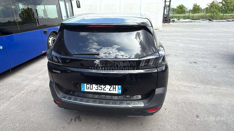 Peugeot 5008 1.5hdi ALLURE