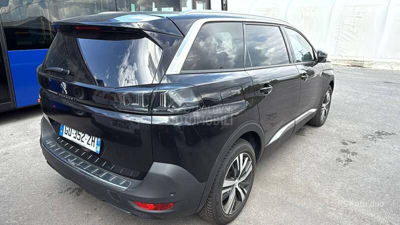 Peugeot 5008 1.5hdi ALLURE