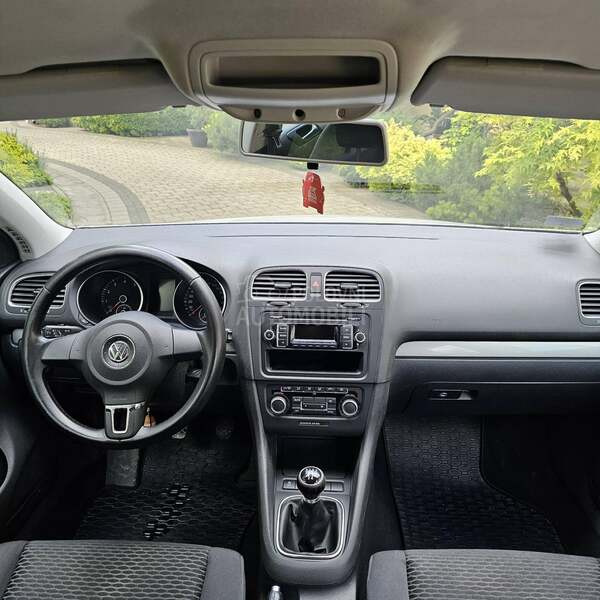 Volkswagen Golf 6 1.2 tsi reg.servis