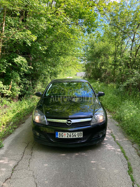 Opel Astra H GTC