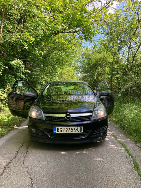 Opel Astra H GTC