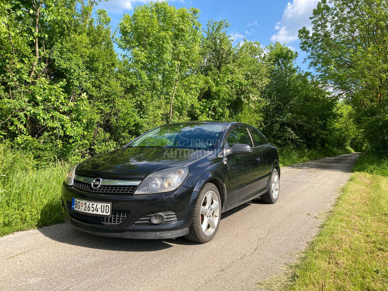 Opel Astra H GTC