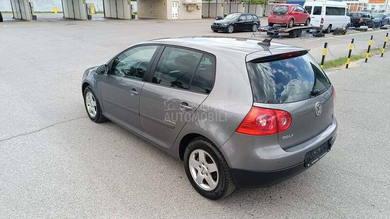 Volkswagen Golf 5 1.4