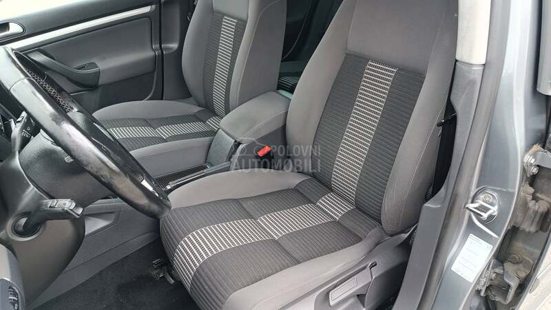 Volkswagen Golf 5 1.4