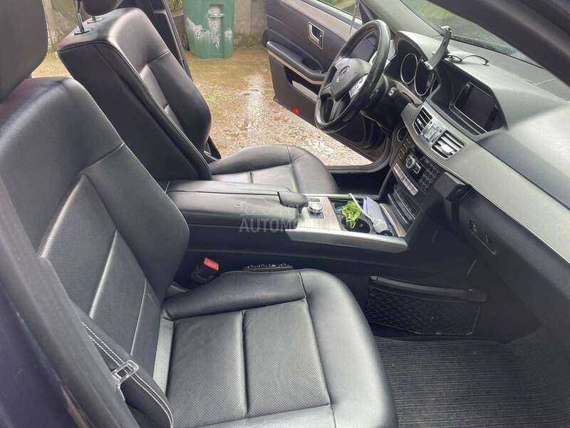 Mercedes Benz E 200 E200