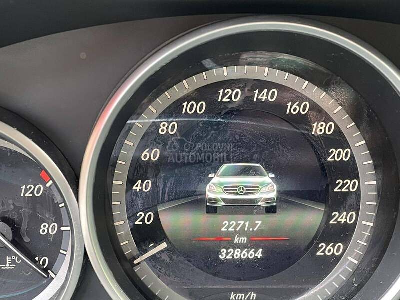 Mercedes Benz E 200 E200