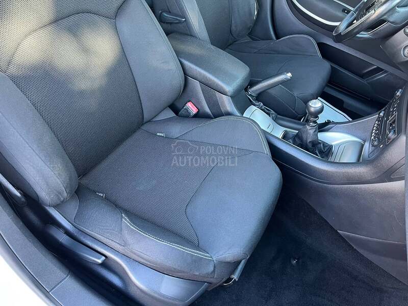 Citroen C5 2.0 HDI T0P STANJE