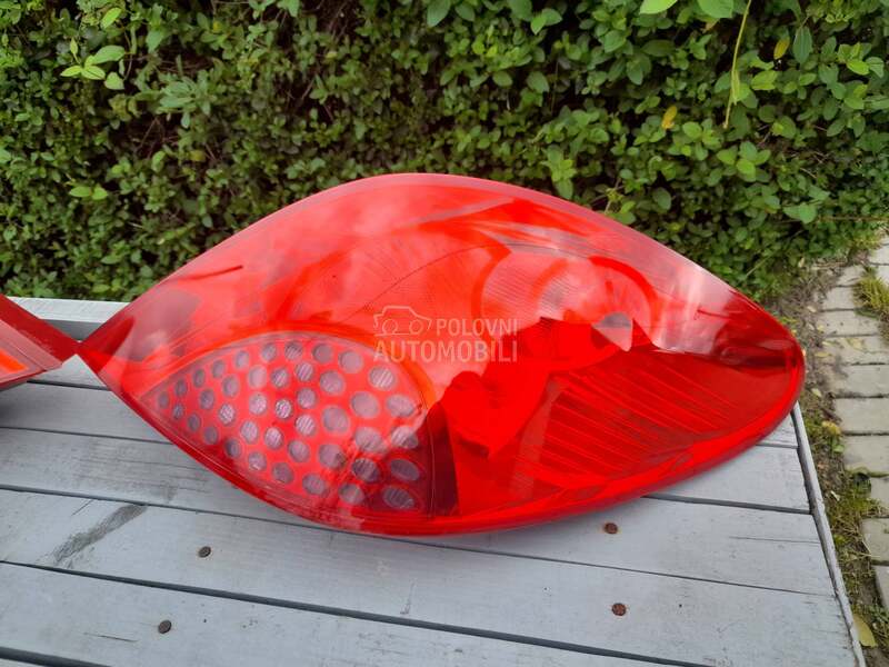 štop lampe G/IV, C3, P207,Clio