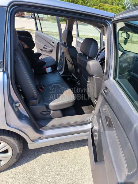 Opel Zafira OPC line Cosmo
