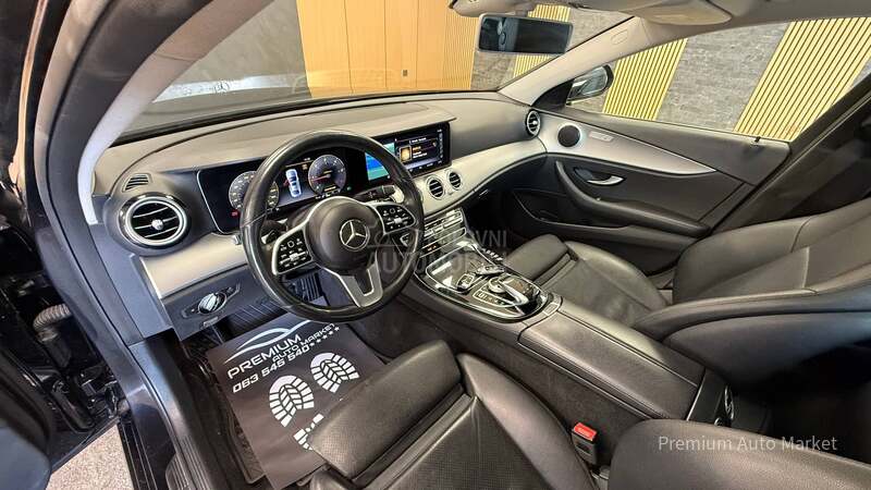 Mercedes Benz E 200 //2.0D/VIRTUAL/FUL