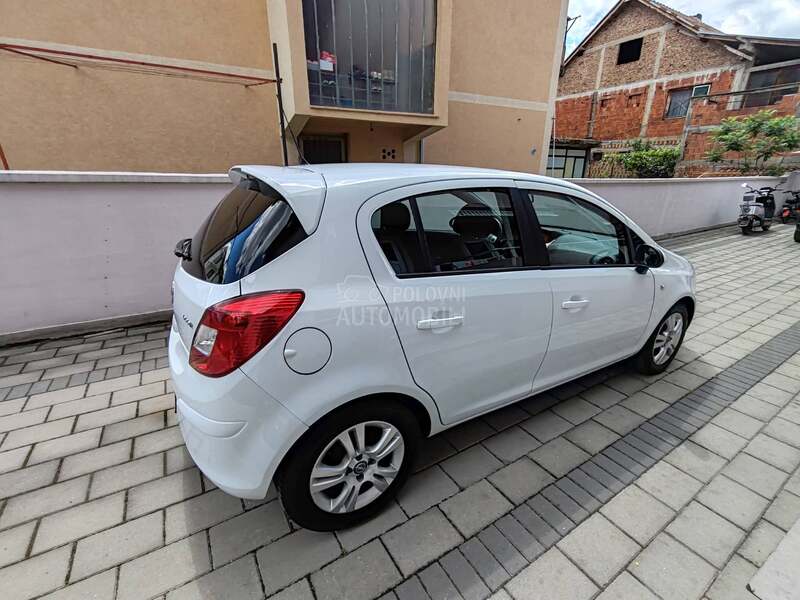 Opel Corsa D 1.3 mtj
