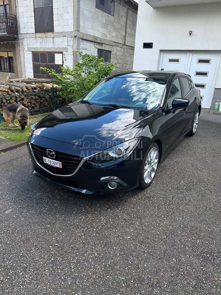 Mazda 3 Revolution