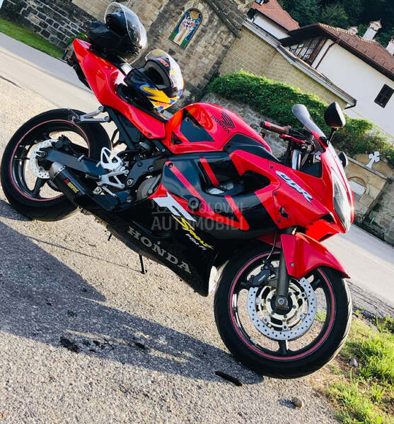 Honda F4i