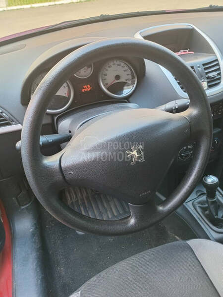 Peugeot 207 1.4