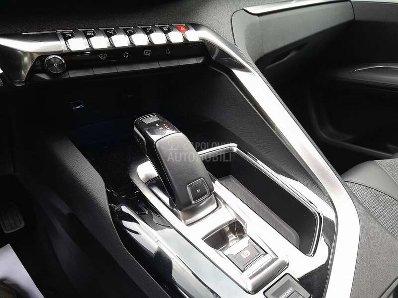 Peugeot 3008 ALLURE