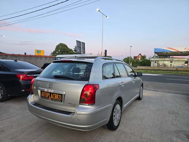 Toyota Avensis 