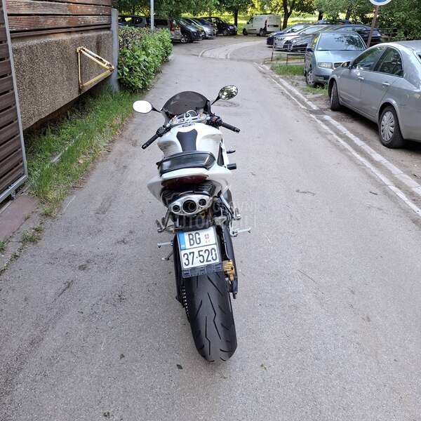 Triumph Daytona 675