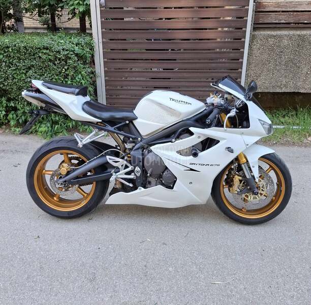 Triumph Daytona 675