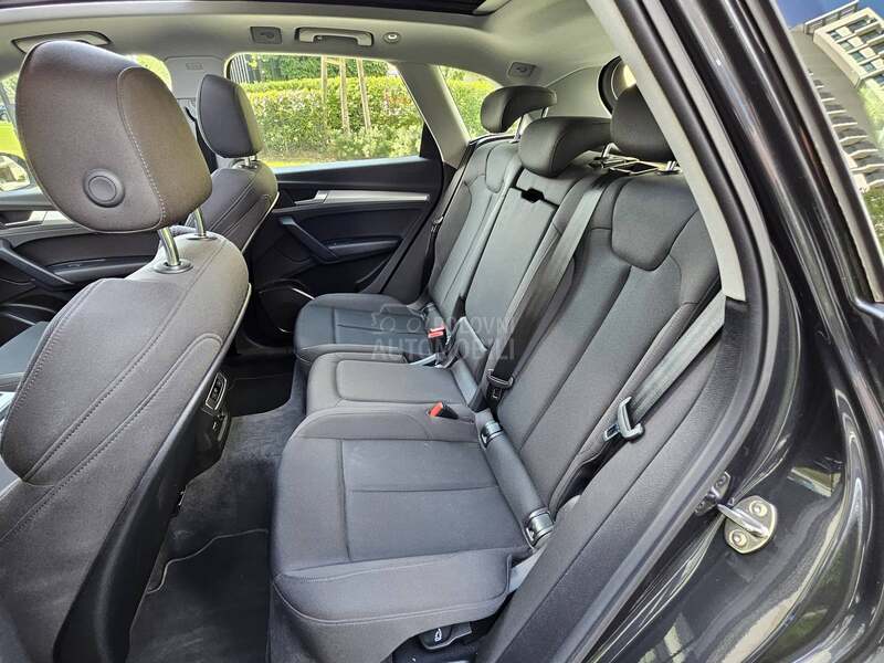 Audi Q5 50 TFSIe PANO