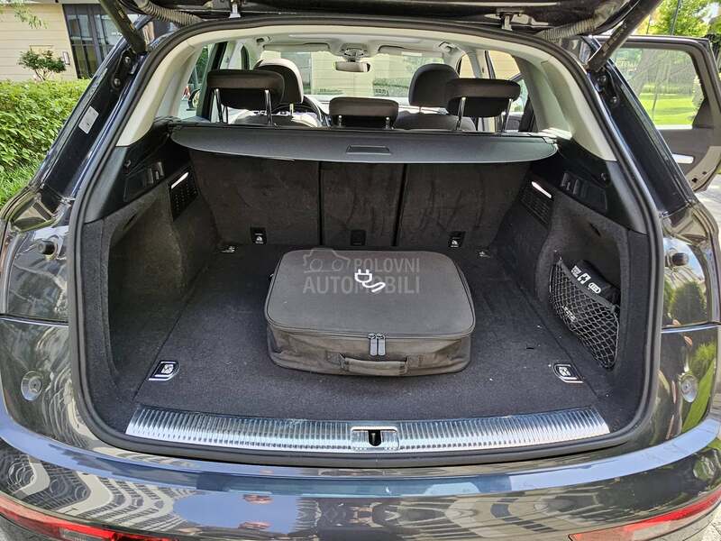 Audi Q5 50 TFSIe PANO
