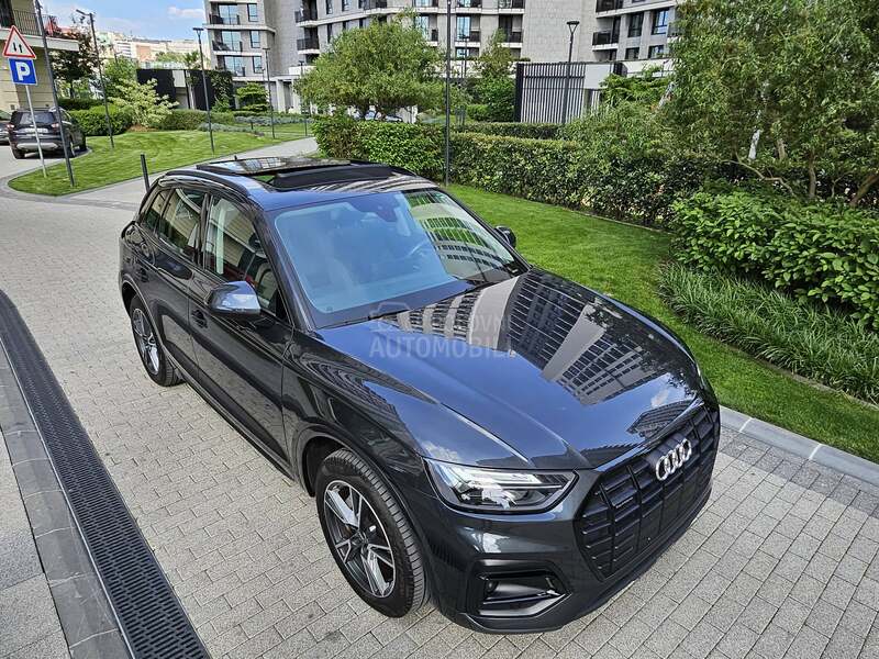 Audi Q5 50 TFSIe PANO