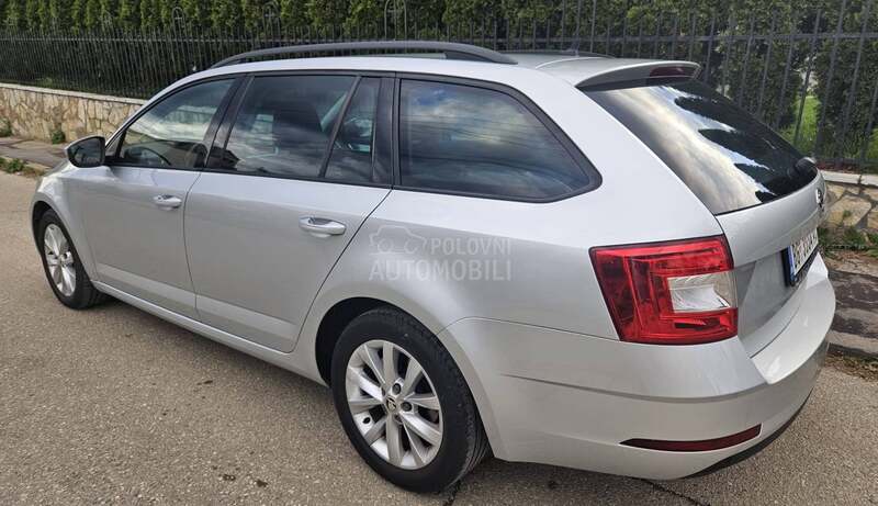 Škoda Octavia 1,6  DSG