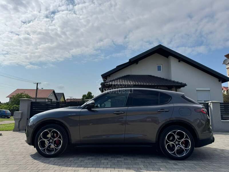 Alfa Romeo Stelvio 2.0VELOCE