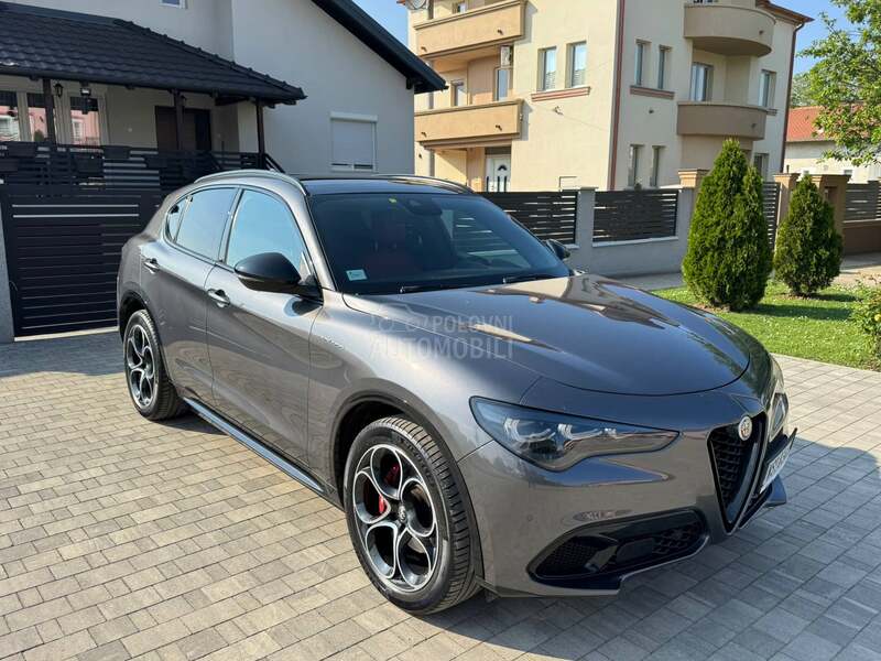 Alfa Romeo Stelvio 2.0VELOCE
