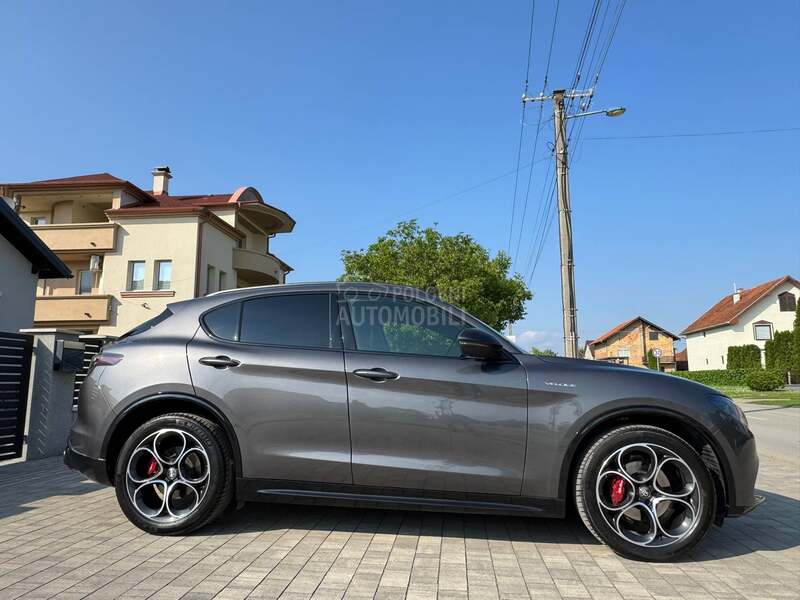 Alfa Romeo Stelvio 2.0VELOCE