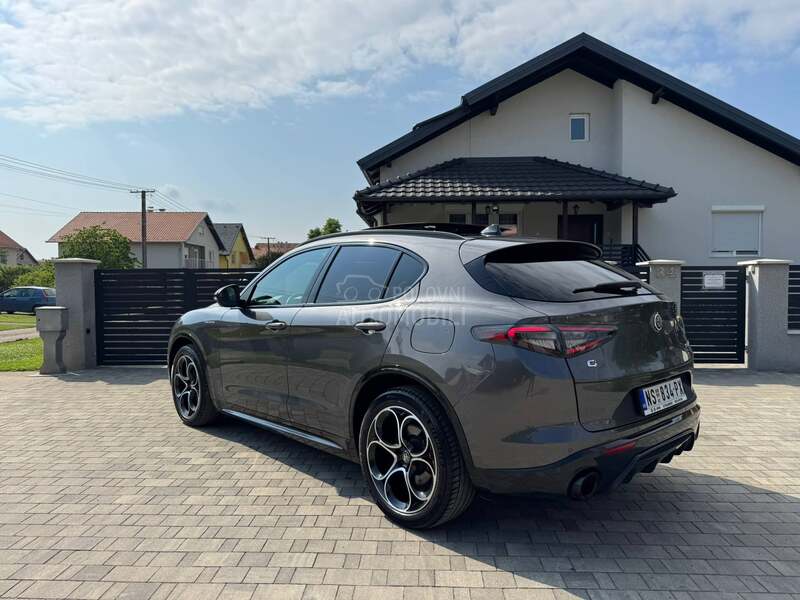Alfa Romeo Stelvio 2.0VELOCE