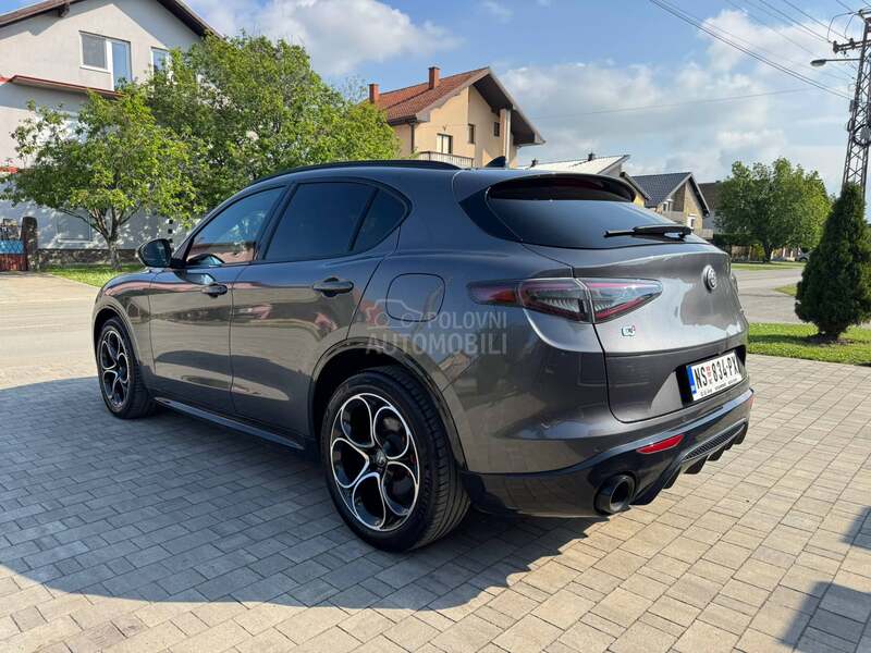 Alfa Romeo Stelvio 2.0VELOCE