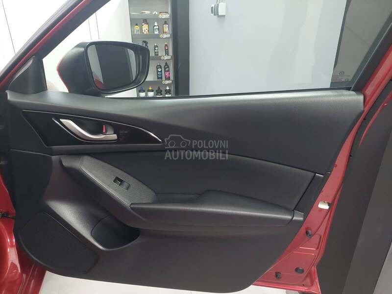 Mazda 3 SkyActiv G120