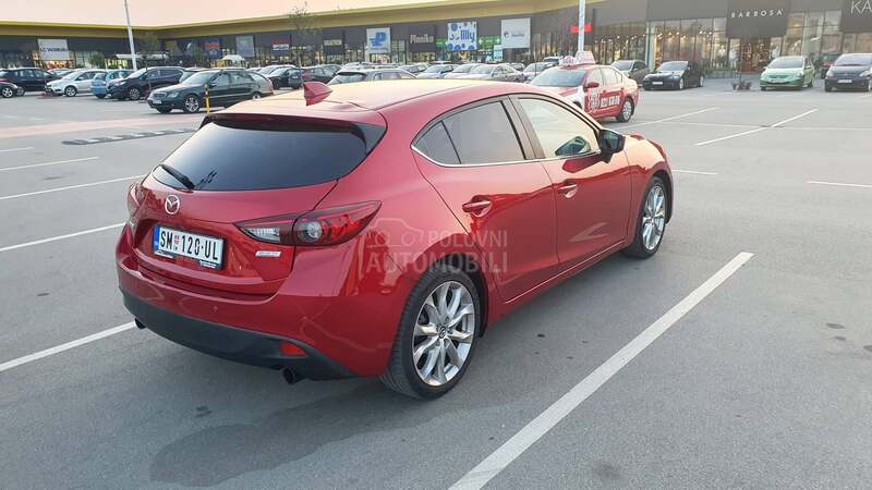 Mazda 3 SkyActiv G120