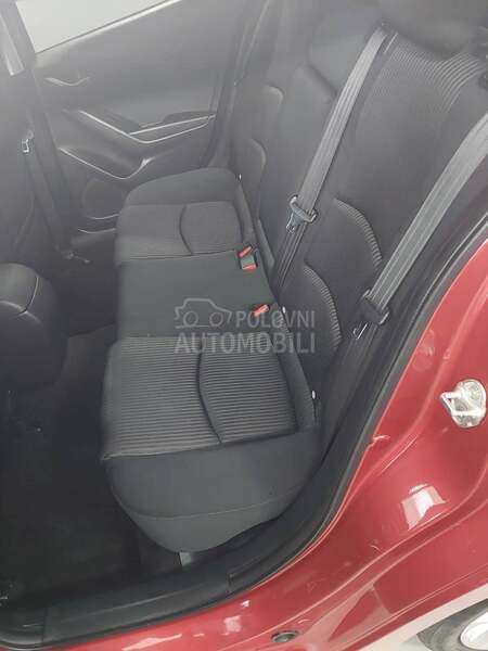 Mazda 3 SkyActiv G120
