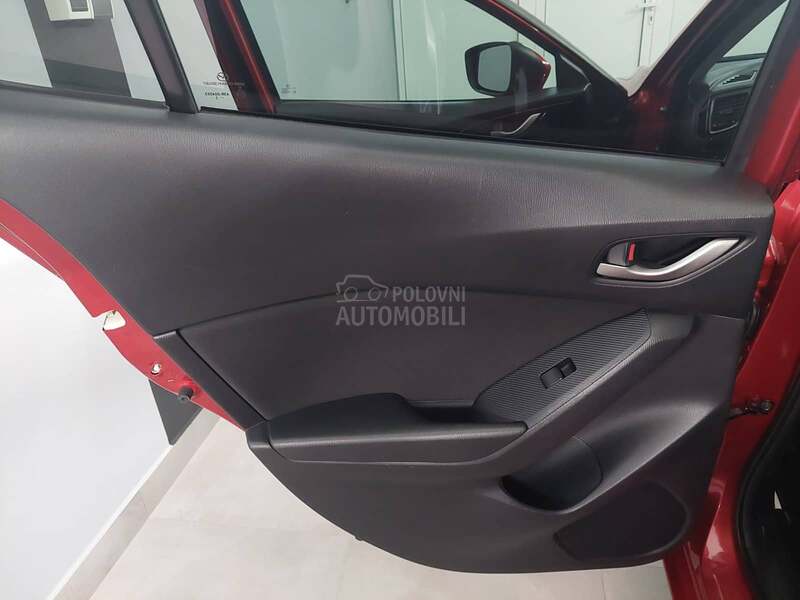 Mazda 3 SkyActiv G120