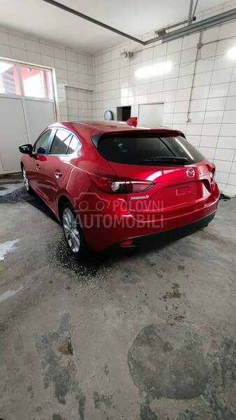 Mazda 3 SkyActiv G120