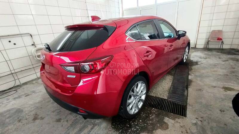 Mazda 3 SkyActiv G120