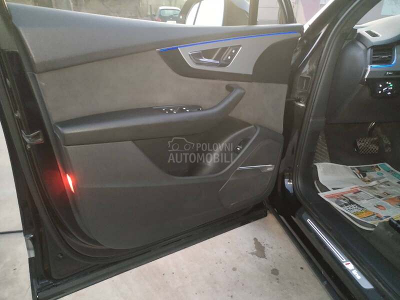 Audi Q7 3xSline