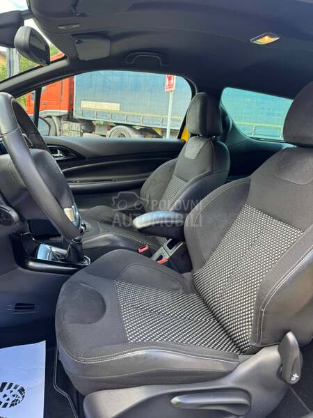 Citroen DS3 1.6HDi/NAVY/SO-CHIC